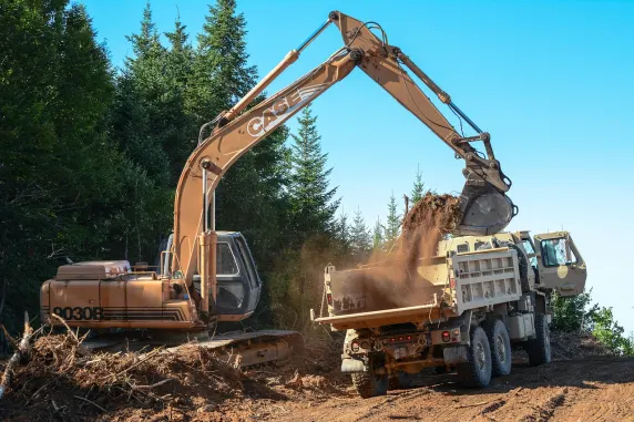 Omni Cazino Cazinou Suport